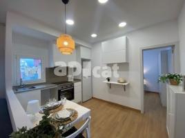 Ático, 52.00 m², cerca bus y metro