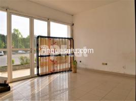 Alquiler local comercial, 34.00 m², Calle Crisantem