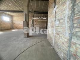 Business premises, 650 m², Zona