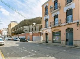 Local comercial, 860.00 m², ODENA / AMOR