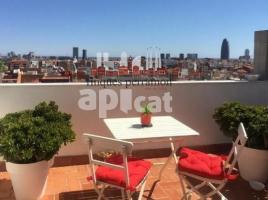 Àtic, 75 m², Zona