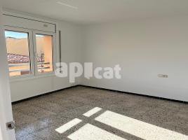 Pis, 71.00 m², près de bus et de train, Calle d'Oristà, 4