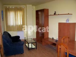 Lloguer apartament, 37.00 m², prop de bus i tren, Calle de l'Anselm Clavé
