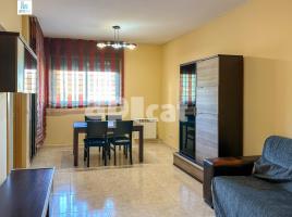 For rent flat, 82.00 m², near bus and train, almost new