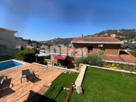 Houses (detached house), 270.00 m², almost new, Calle Picasso