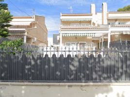  (unifamiliar adossada), 163.00 m², Calle Guatemala, 2