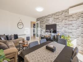 Piso, 95.00 m², cerca de bus y tren, Calle Sitjà, 4
