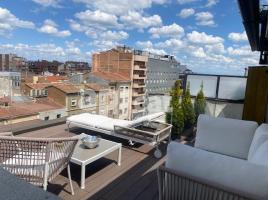 Attic, 64.00 m², near bus and train