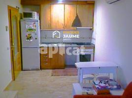 Piso, 50 m², seminuevo, Zona