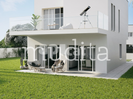 Casa (unifamiliar aïllada), 153.00 m², prop de bus i tren, seminou