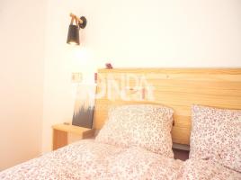 Piso, 44.00 m², cerca de bus y tren, seminuevo