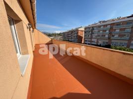 Àtic, 199.00 m², 附近的公共汽車和火車