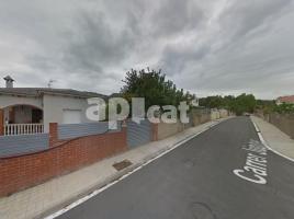 Pis, 84.00 m², حافلة قرب والقطار, جديد تقريبا