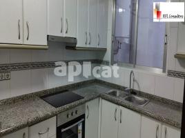 Alquiler apartamento, 96.00 m², cerca de bus y tren
