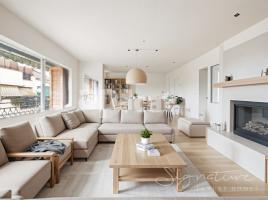 Apartament, 80 m², Calle Monturiol