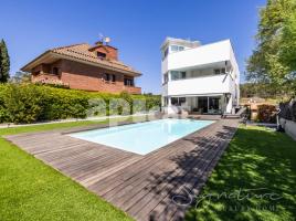  (xalet / torre), 603 m², جديد تقريبا