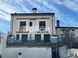 Property Vertical, 488 m²