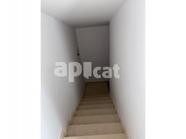 Pis, 63 m², 九成新