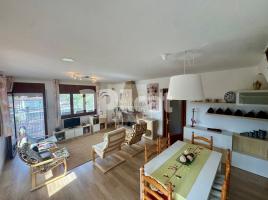  (unifamiliar aïllada), 277 m²