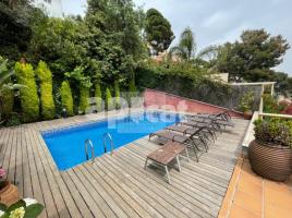  (unifamiliar aïllada), 150 m², جديد تقريبا