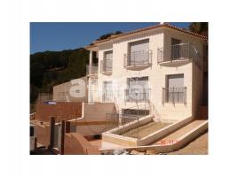  (unifamiliar aïllada), 300 m², fast neu