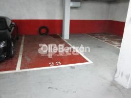 в аренду в Парковка, 10.00 m², Calle de Portbou