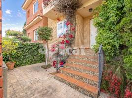 Casa (xalet / torre), 309.00 m², seminou