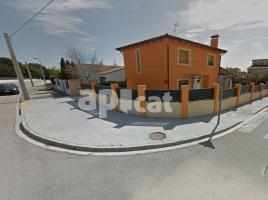 дома (особняк), 158.00 m², pядом автобусный и железнодорожный, почти новый