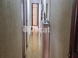 Pis, 73.00 m², près de bus et de train