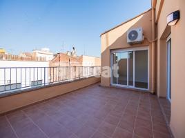Àtic, 100.00 m², près de bus et de train