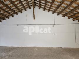  (), 496.00 m², 附近的公共汽車和火車, 九成新, Calle Nou, 66