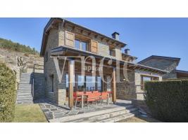 Unifamiliar aislada, 207.01 m², seminuevo