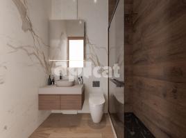 Pis, 78.00 m², près de bus et de train, nouveau