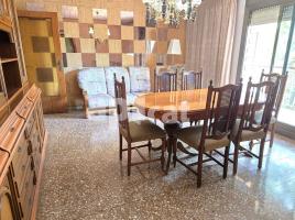 Flat, 106.00 m², near bus and train