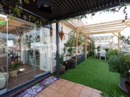 Attic, 151.00 m², near bus and train, Badalona