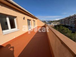 Àtic, 199.00 m², près de bus et de train