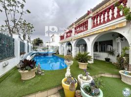 Houses (terraced house), 293 m², Zona