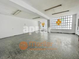 , 240.00 m², 附近的公共汽車和火車, Calle de Huelva, 66