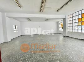 , 240.00 m², 附近的公共汽車和火車, Calle de Huelva, 66