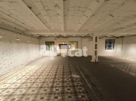Oficina, 173.00 m², cerca de bus y tren