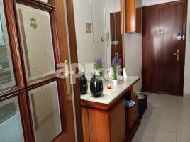 Pis, 70.00 m², حافلة قرب والقطار