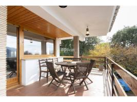 Unifamiliar adossada, 186.00 m²