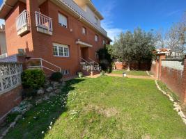 Terraced house, 276.00 m²