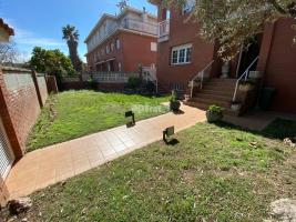 Terraced house, 276.00 m²
