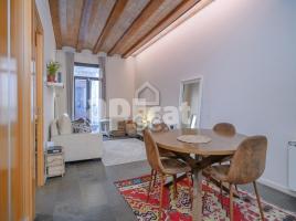 Piso, 88.00 m², cerca bus y metro