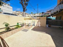 Piso, 57.00 m², cerca de bus y tren