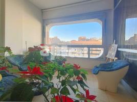 Piso, 170.00 m², cerca de bus y tren