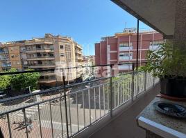 Pis, 94 m², Zona