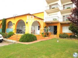 , 370 m², Zona