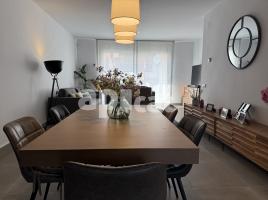 Piso, 130.00 m²